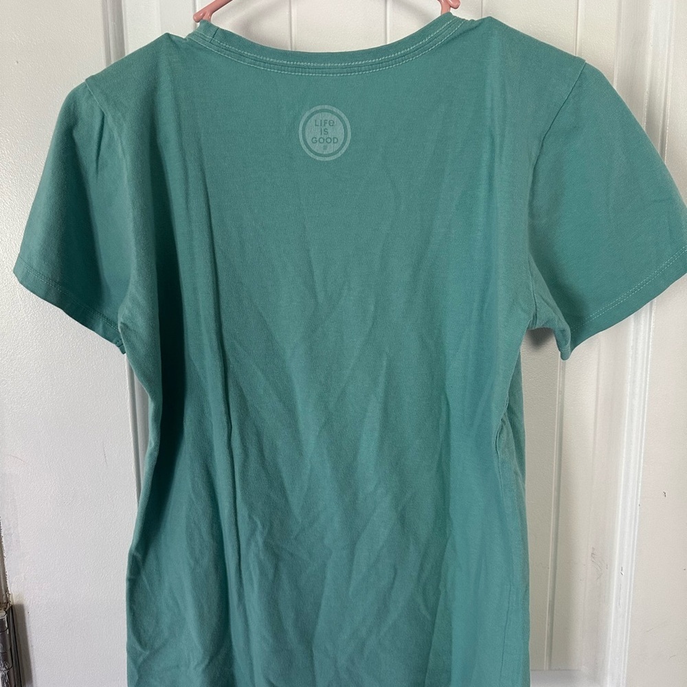 Life Is Good Teal Mountain 'Simplify' Short Sleeve women Tee - Picture 4 of 5